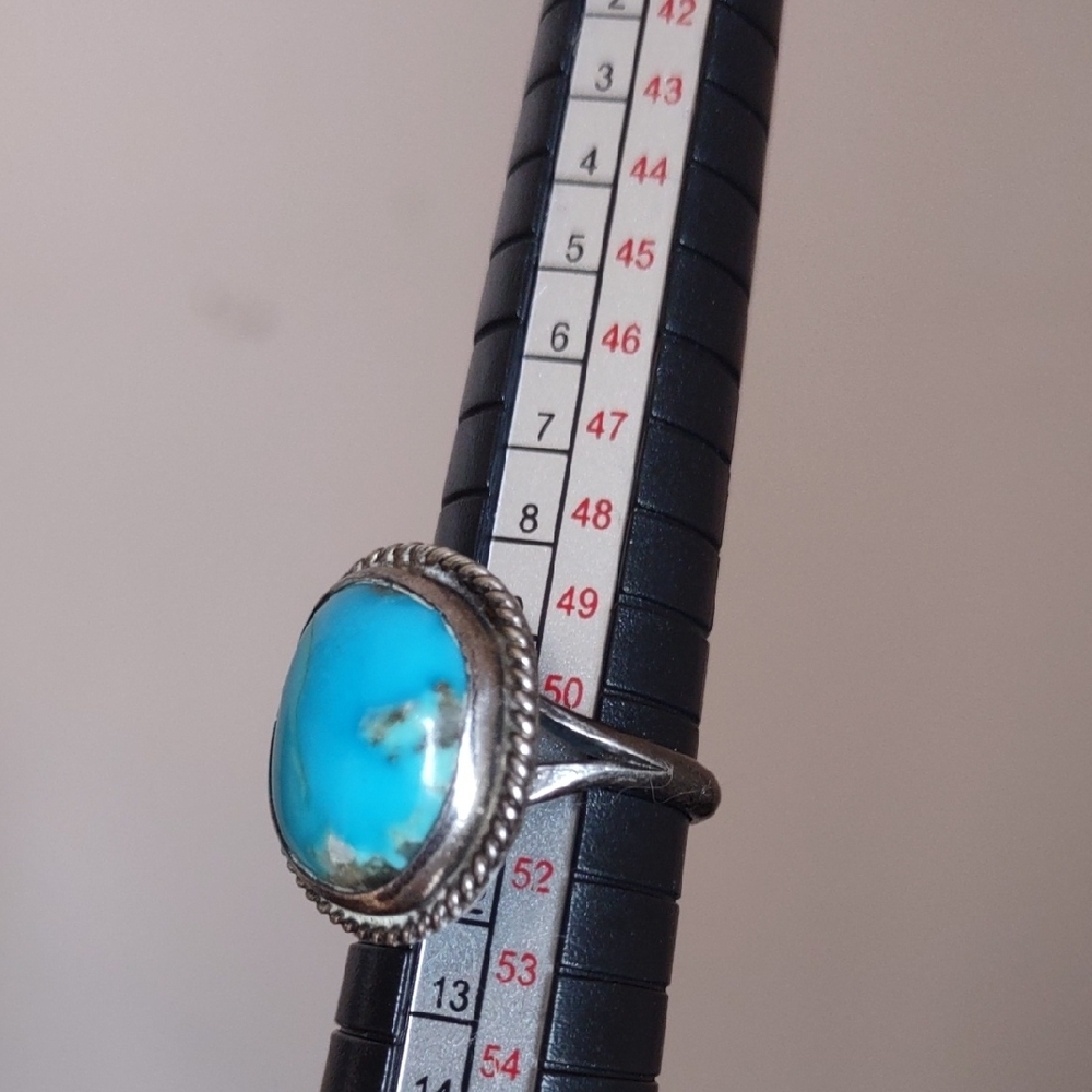 Sterling Silver Turquoise Ring Size 5 1/2 - Picture 2 of 6